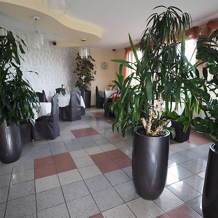 Bed and Breakfast Karat Malbork Exterior foto
