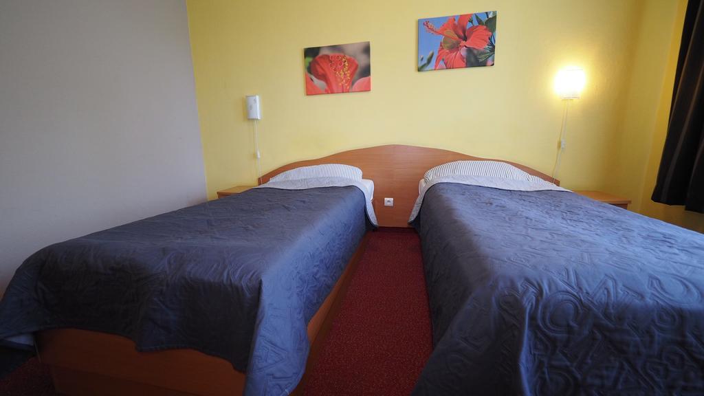 Bed and Breakfast Karat Malbork Exterior foto